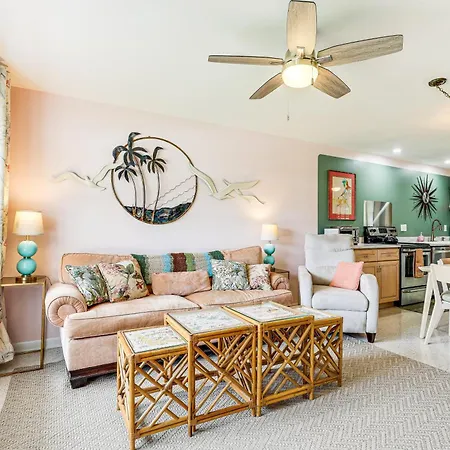 4 Mi To Beaches Vibrant Stuart Villa With Patio!